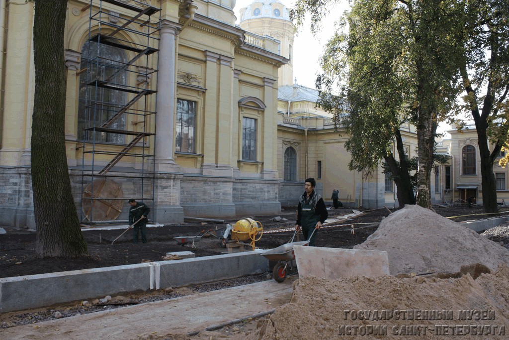 Реставрация фасадов Петропавловского собора